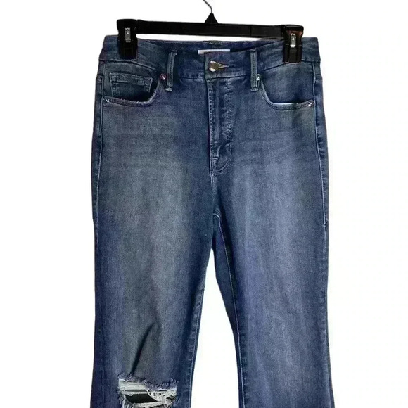 Good AMERICAN GOOD FLARE RIPPED SPLIT HEM FLARE JEANS IN BLUE458 SIZE 6/28 - Picture 3 of 10